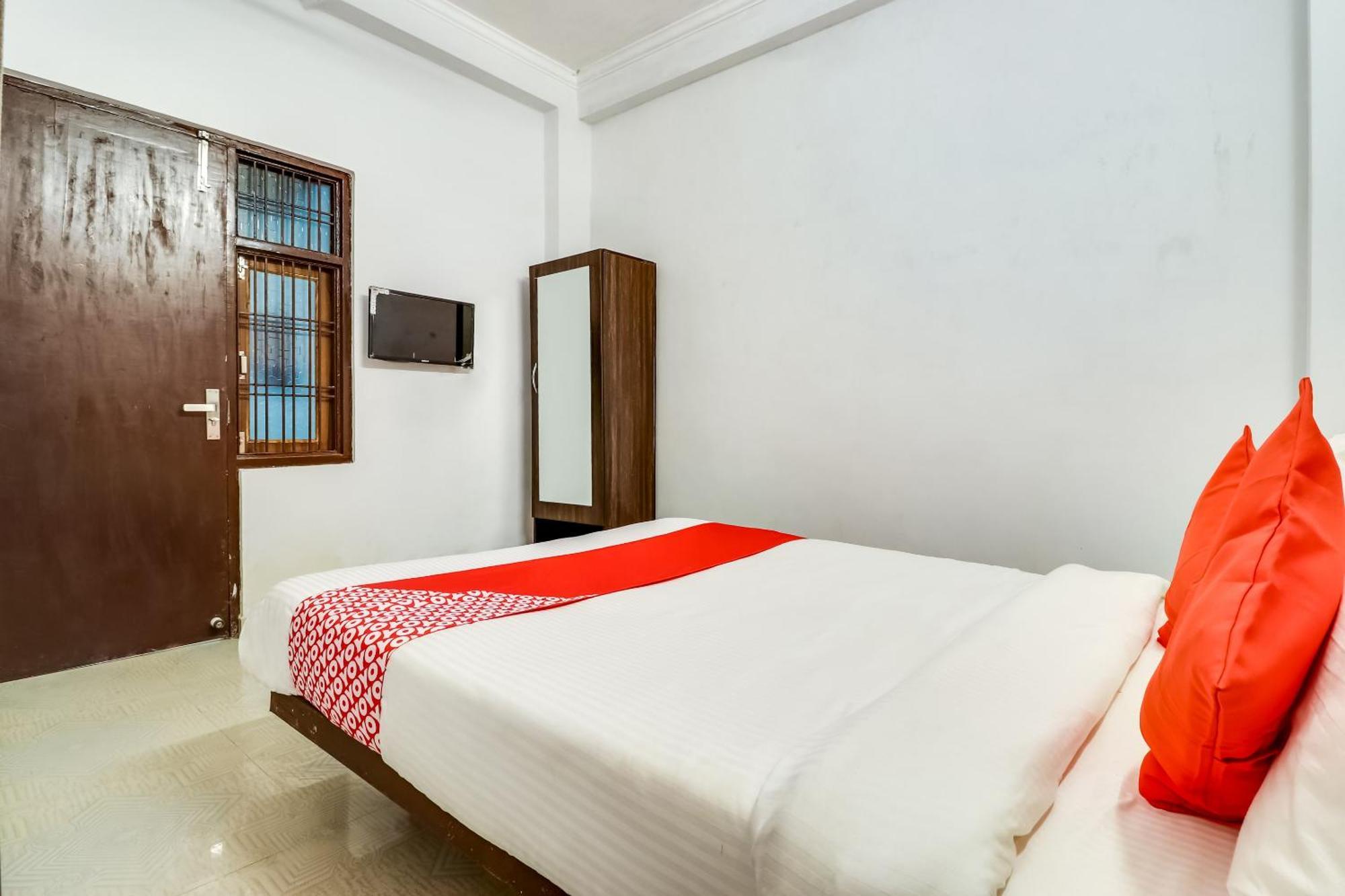 Hotel O The Velvet Chinhat Tiraha Exterior foto